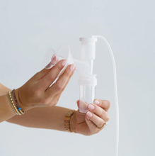 Load image into Gallery viewer, Ameda Silicone Soft Flange Reducing Inserts 11mm to 21mm