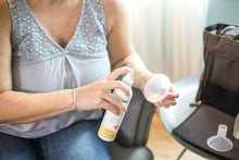 Load image into Gallery viewer, Medela Quick Clean Breast Pump & Accessory Sanitizer Spray